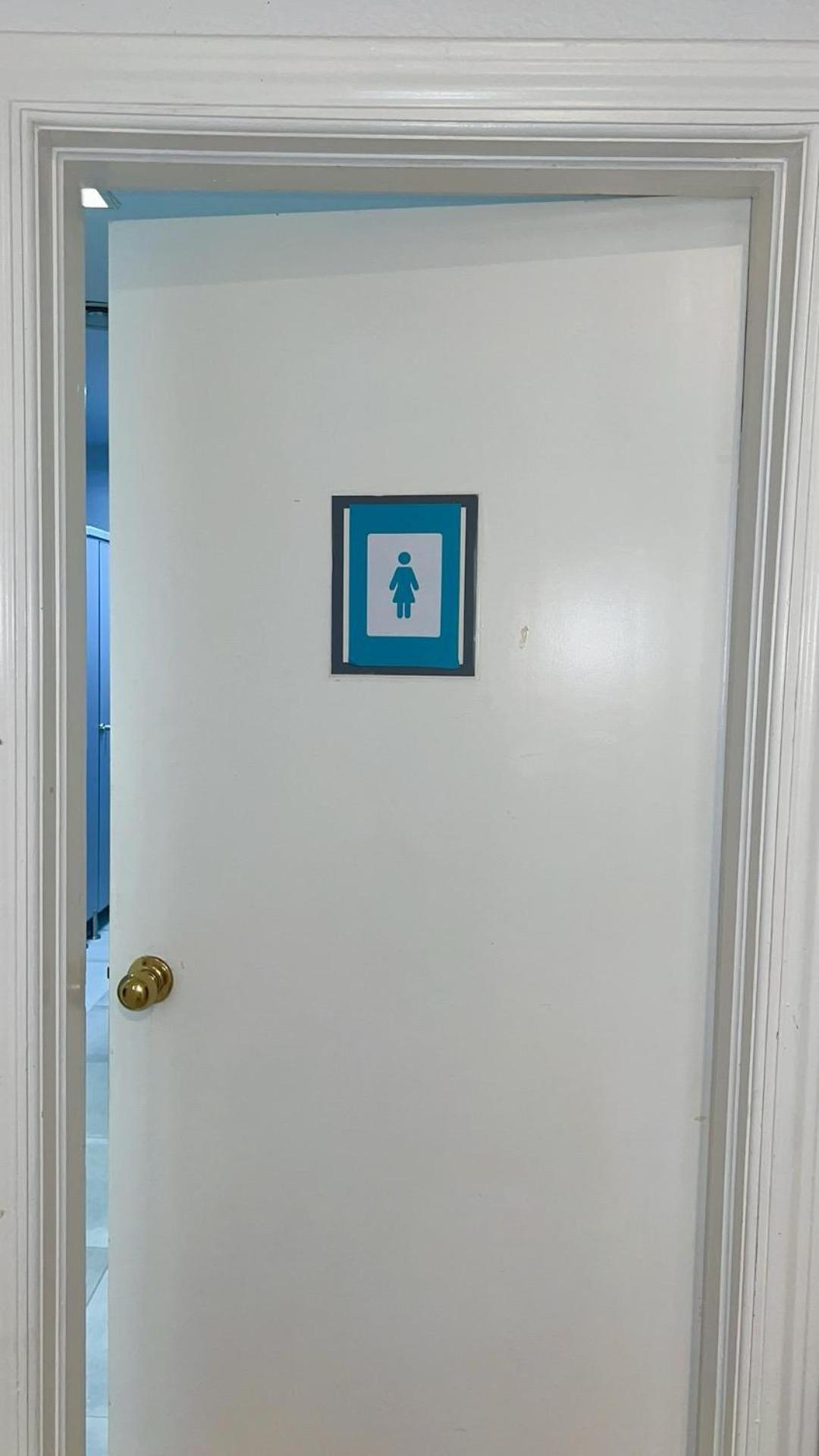 Hostel Sorolla Playa มาลากา ภายนอก รูปภาพ